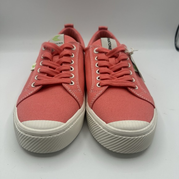 Cariuma Pantone Classic Canvas Sneakers Mens 11 Coral Pink Lace Up Low Shoes NWT - Picture 4 of 10